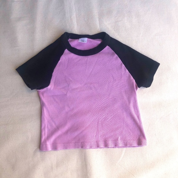 Brandy Melville Other - Girls’ Brandy Melville Short-Sleeved T-Shirt